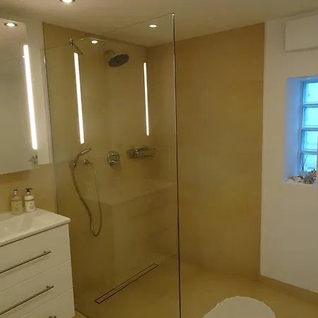 Am Weinberg * 代德斯海姆