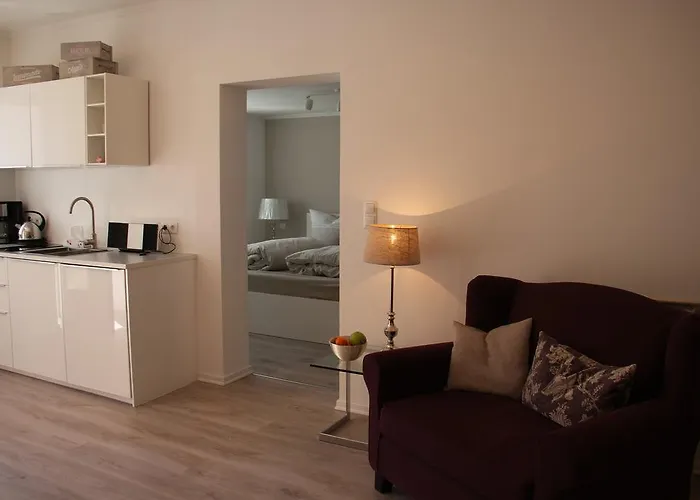 Am Weinberg 代德斯海姆